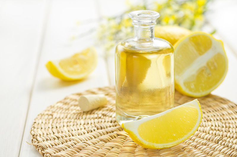 A look at 12 amazing uses and benefits of lemon essential oil